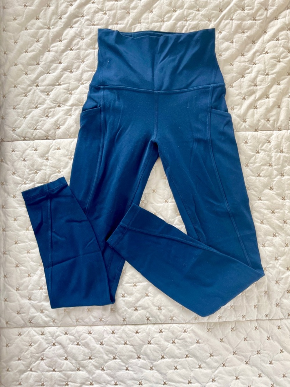 Lululemon High-Waist Navy Blue Women’s Active Leggings